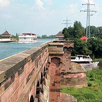 Auch das Wasserstraßenkreuz steht auf dem Programm